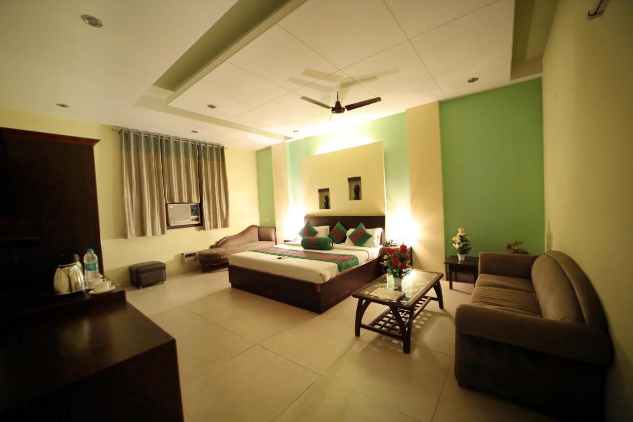 Hotel Blue Bell - Karol Bagh New Delhi Εξωτερικό φωτογραφία